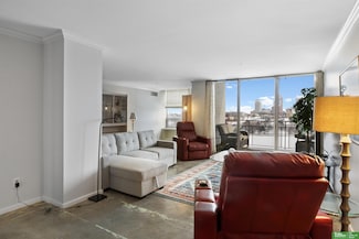 3000 Farnam St Unit 5o, Omaha, NE 68131