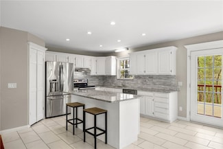15957 Hickory Dr, Rogers, AR 72756