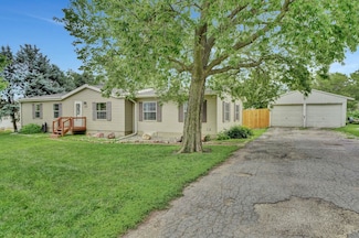 507 N 24th St, Ashland, NE 68003