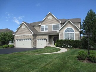 475 Glover Dr, North Aurora, IL 60542