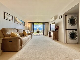 990 Ala Nanala St Unit 19A, Honolulu, HI 96818