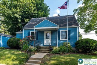 321 Willow Rd, Hellertown, PA 18055