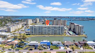 4725 Cove Cir Unit 302, Saint Petersburg, FL 33708