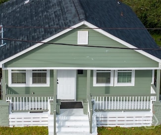 219 Eagle St, Savannah, GA 31415