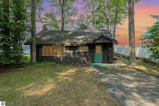 3930 E Cedar Lake Dr, Greenbush, MI 48738
