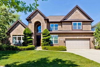 2140 Beaver Creek Dr, Vernon Hills, IL 60061