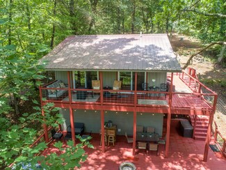 245 Mountain Stream Rd, Murphy, NC 28906
