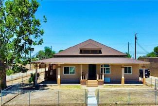 128 E 1st St, Buttonwillow, CA 93206