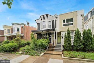 5811 Mcmahon St, Philadelphia, PA 19144
