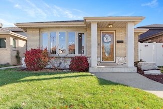 4615 N Maria Ct, Chicago, IL 60656