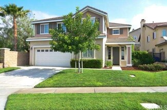 15756 Snowy Peak Ln, Fontana, CA 92336