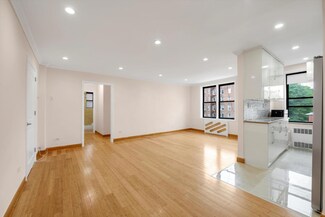 65-30 108th St Unit 3B, Forest Hills, NY 11375