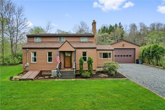 30 Monier Rd, Gibsonia, PA 15044