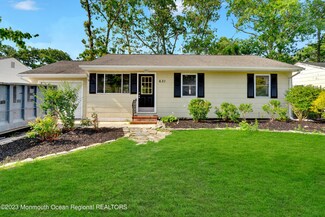 631 Twin River Dr, Forked River, NJ 08731