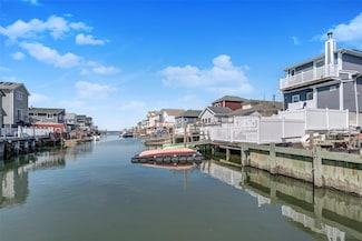 14 W 10th Rd, Broad Channel, NY 11693