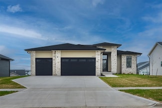 1105 NW 28th St, Grimes, IA 50111