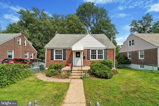 309 Birchwood Rd, Aldan, PA 19018