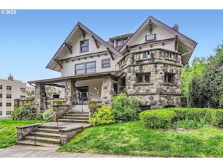 2566 NW Lovejoy St Unit 4, Portland, OR 97210