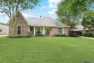 5821 Riverbend Lakes Dr, Baton Rouge, LA 70820