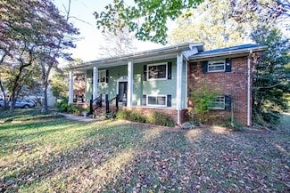 4166 Gann Store Rd, Hixson, TN 37343