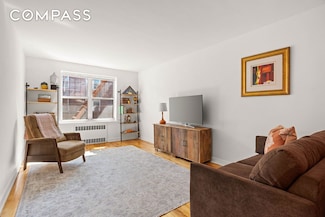 33-15 81st St Unit 5F, Jackson Heights, NY 11372