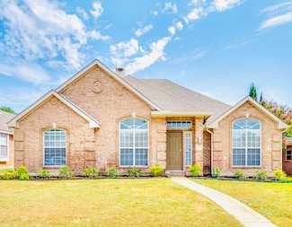 4028 Christopher Way, Plano, TX 75024