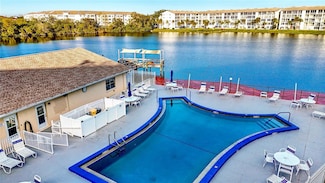3751 Lake Bayshore Dr Unit 304, Bradenton, FL 34205