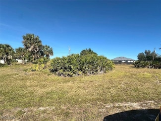 1819 NE 22nd St, Cape Coral, FL 33909