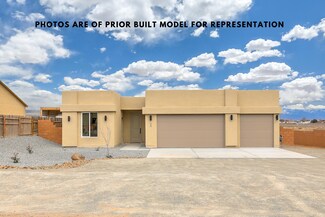 513 2nd St NE, Rio Rancho, NM 87124
