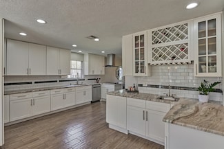 24203 Creekview Dr, Spring, TX 77389