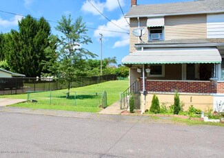 525 New Cranberry Rd, Hazle Township, PA 18202