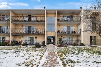 7557 W 92nd St Unit 203, Bridgeview, IL 60455