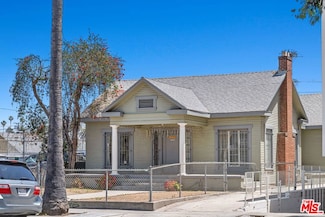 206 N Oxford Ave, Los Angeles, CA 90004