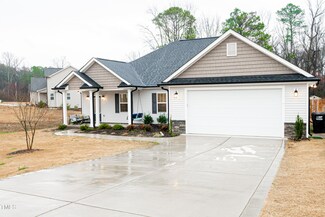 17 Maddox Cove, Benson, NC 27504