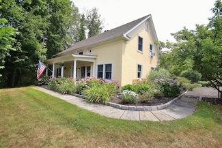 1339 Kitchawan Rd, Ossining, NY 10562