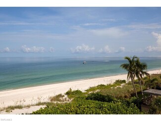 9577 Gulf Shore Dr Unit 404, Naples, FL 34108