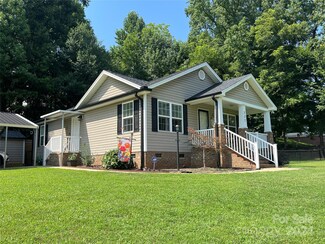 737 Ray St, Bessemer City, NC 28016