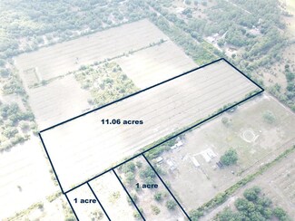 24001 SW Arrowroot St, Indiantown, FL 34956