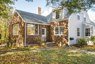 88 Orchard St, Randolph, MA 02368