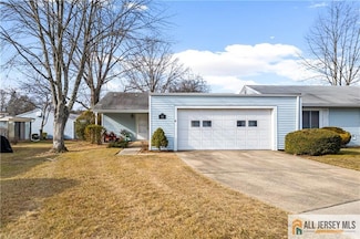 45 Catalpa Plaza Unit 45B, Monroe Township, NJ 08831