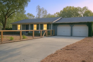 204 Chucker Dr, Summerville, SC 29485