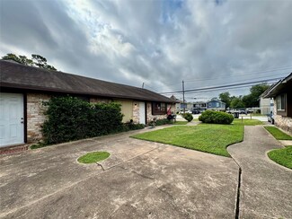 10032 Neuens Rd, Houston, TX 77080
