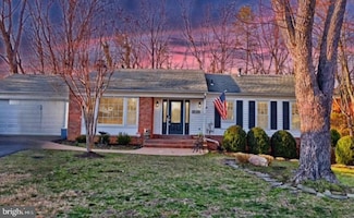 8100 Saint David Ct, Springfield, VA 22153