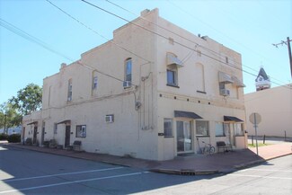 228 N Hart St, Princeton, IN 47670