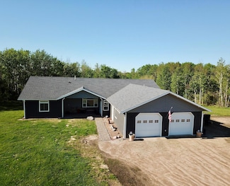 31526 270th St, Badger, MN 56714