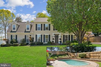 6400 Willow Pond Dr, Fredericksburg, VA 22407