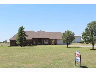 20699 W Lee Blvd, Cache, OK 73527
