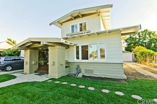 1024 W 69th St, Los Angeles, CA 90044