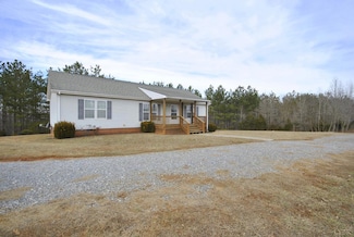 2453 Easome Rd, Hurt, VA 24563