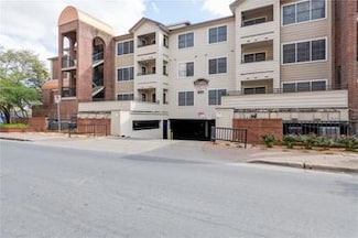 501 W 26th St Unit 213, Austin, TX 78705